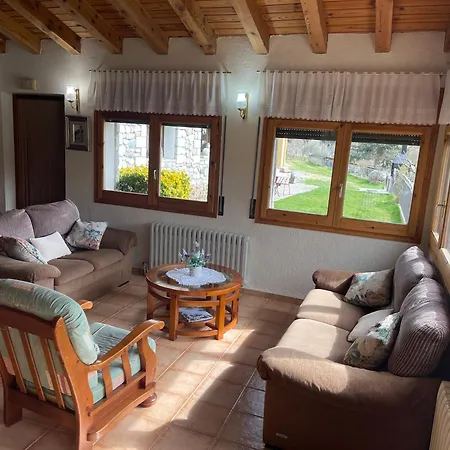 El Jardí - Con Jardín En Casa rural